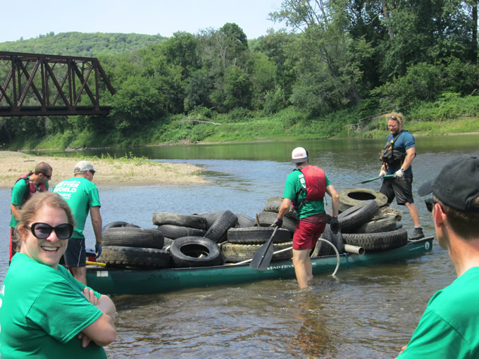 Canoe-maran at the Winooski River Keurig cleanup. | Lowell Geroge