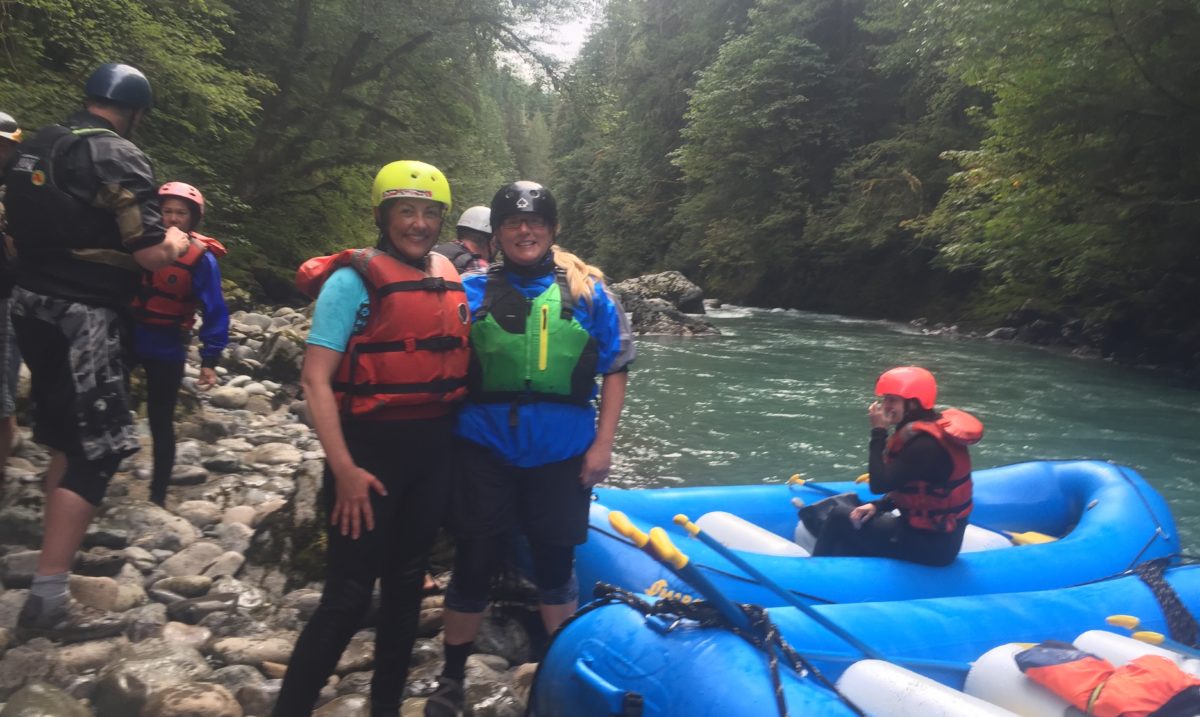American Rivers’ Wendy McDermott and Congresswoman Suzan DelBene on the Nooksack River.
