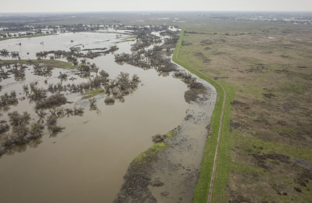 Aerial drone images capture flooding dynamics along the San Joaquin River. | Daniel Nylen