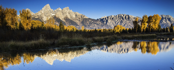 Schwabacher Landing sunrise along the Snake River in Grand Teton National Park, Wyoming. | Photo by Scott Law (Flickr)