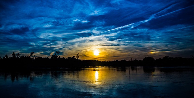 Cape Fear Sunset on the Neuse River | Photo: Life of Bryan (Flickr)