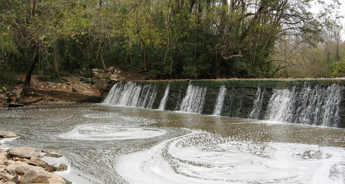 Lassiter Dam, NC | Photo: Peter Raabe