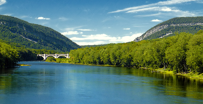 Delaware River, PA & NJ. | Photo: Nicholas A. Tonelli