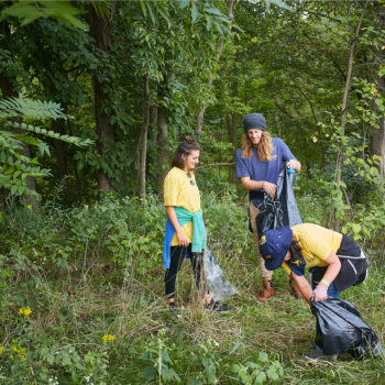 Grand Rapids river clean-up | Photo by Ashley Avila