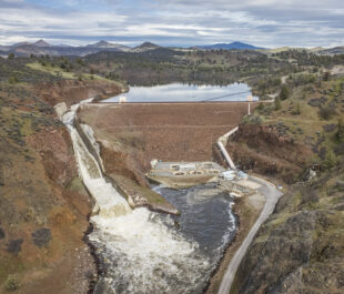 Iron Gate Dam on the Klamath River | Photo by Daniel Nylen