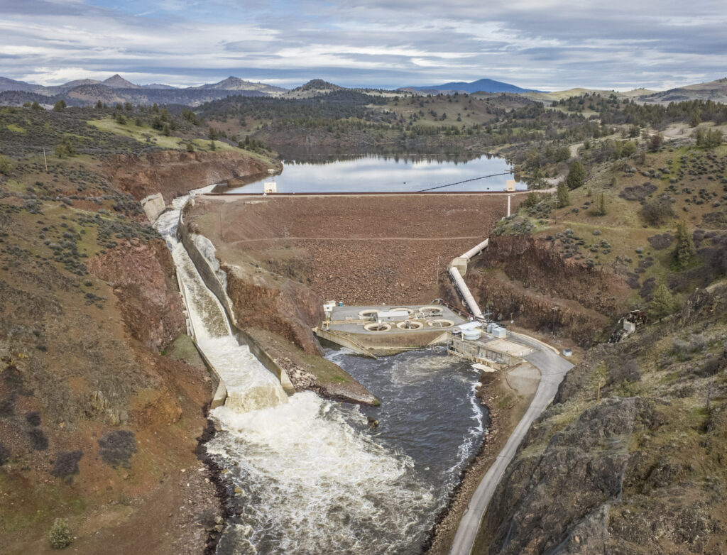 Iron Gate Dam on the Klamath River | Photo by Daniel Nylen