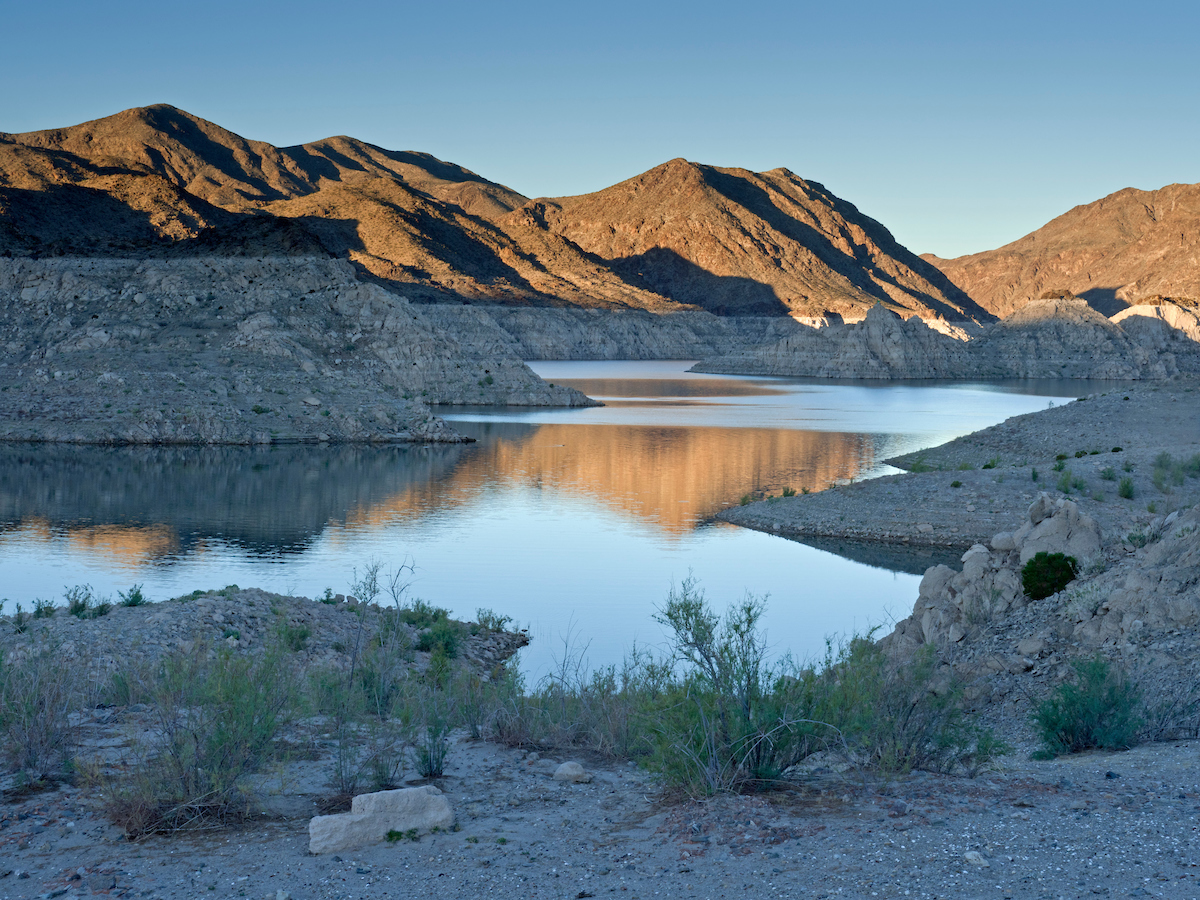 Lake Mead, AZ | Photo by Colleen Miniuk