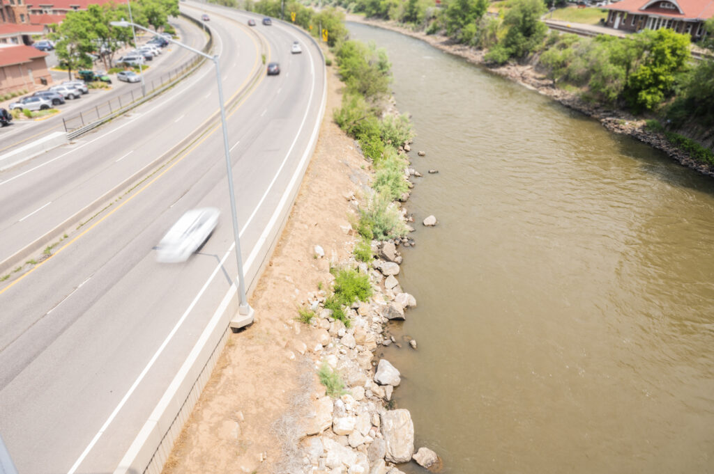 Реферат: Colorado River Essay Research Paper Colorado RiverGeographers