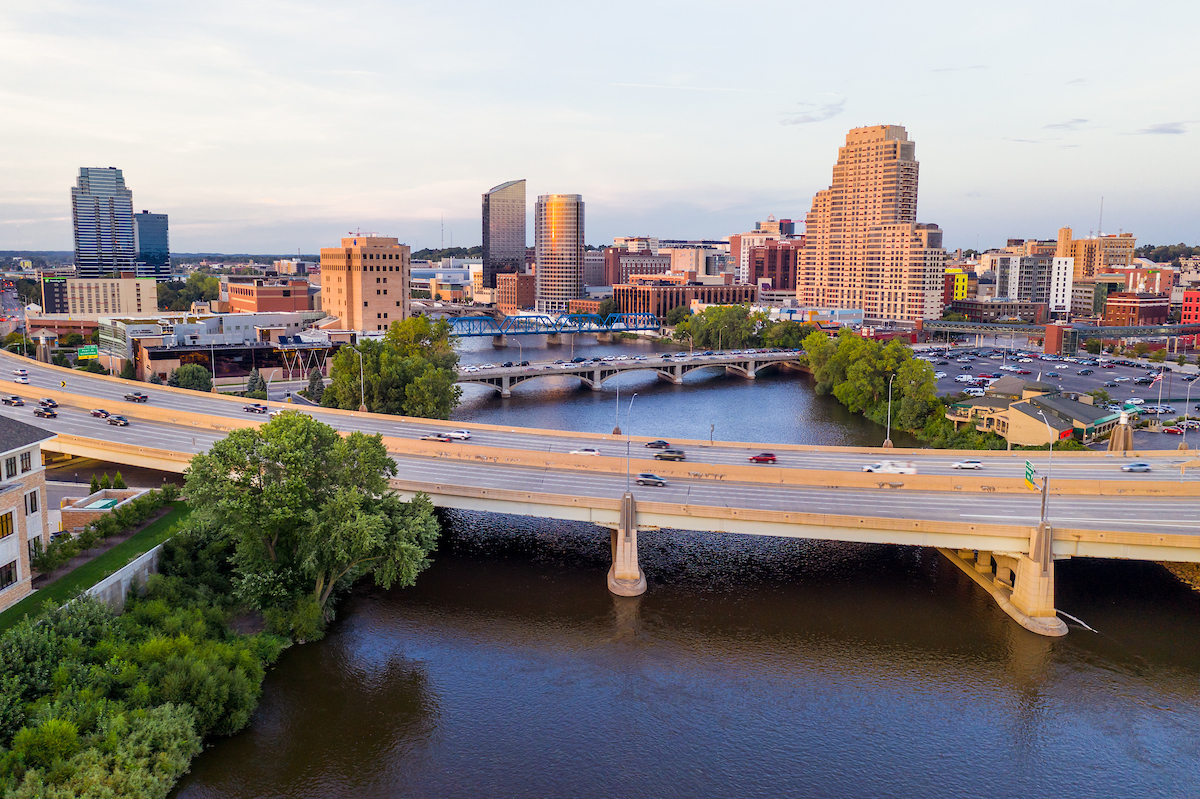 Grand River, Grand Rapids, Michigan | Photo by Brian Kelly Photography