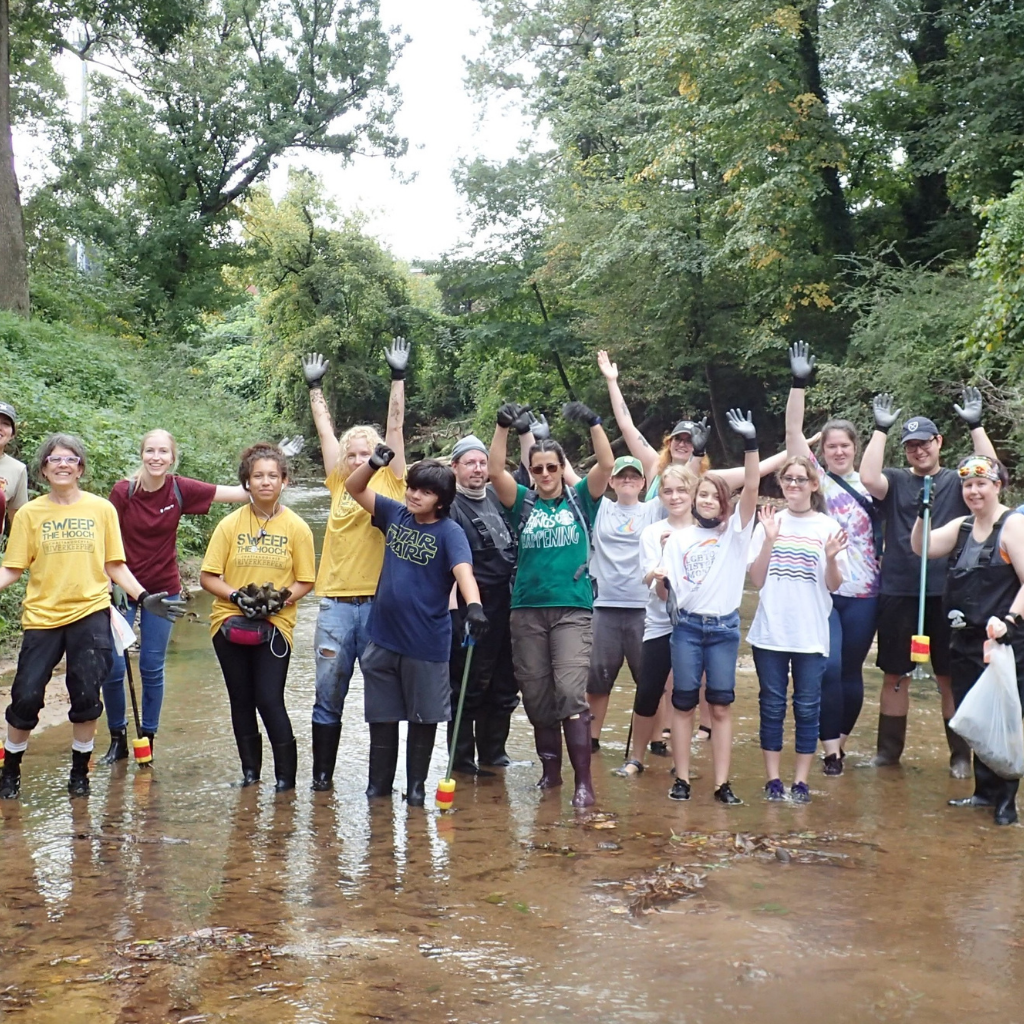 CRK Public Cleanups – Photo by Tammy Bates, Chattahoochee Riverkeeper