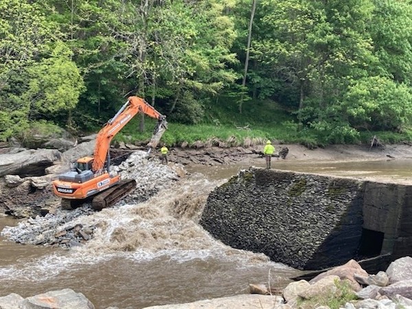 Wards Mill Dam on the Watauga River in North Carolina during removal | Photo by Gail Lazaras