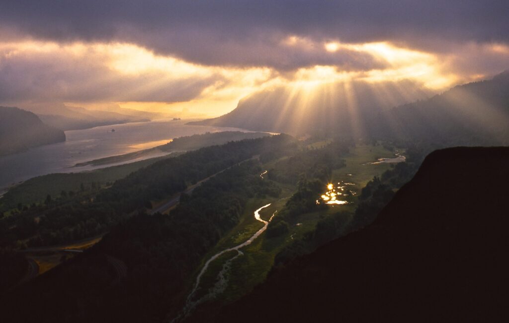 Columbia River from Crown Point, OR | Photo by Tim Palmer