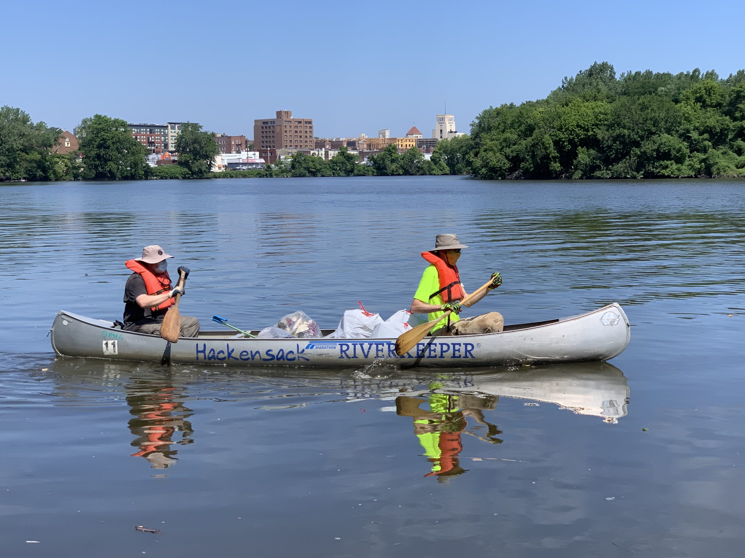 Hackensack River Cleanup | Photo by Caitlin Doran