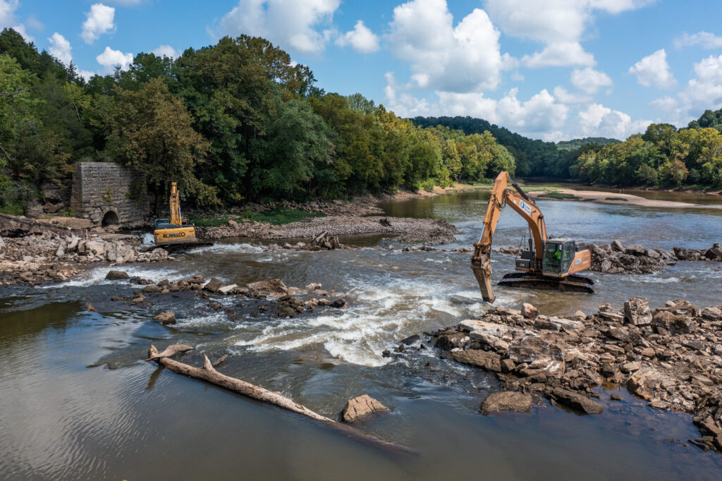 Barren River Lock and Dam No. 1, Barren River, Kentucky | Photo by Mike Wilkinson