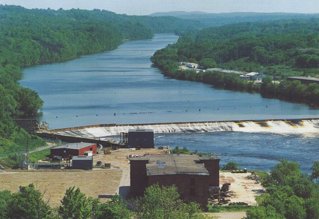 Edwards Dam on Kennebec River Pre-Removal | Photo by American Rivers