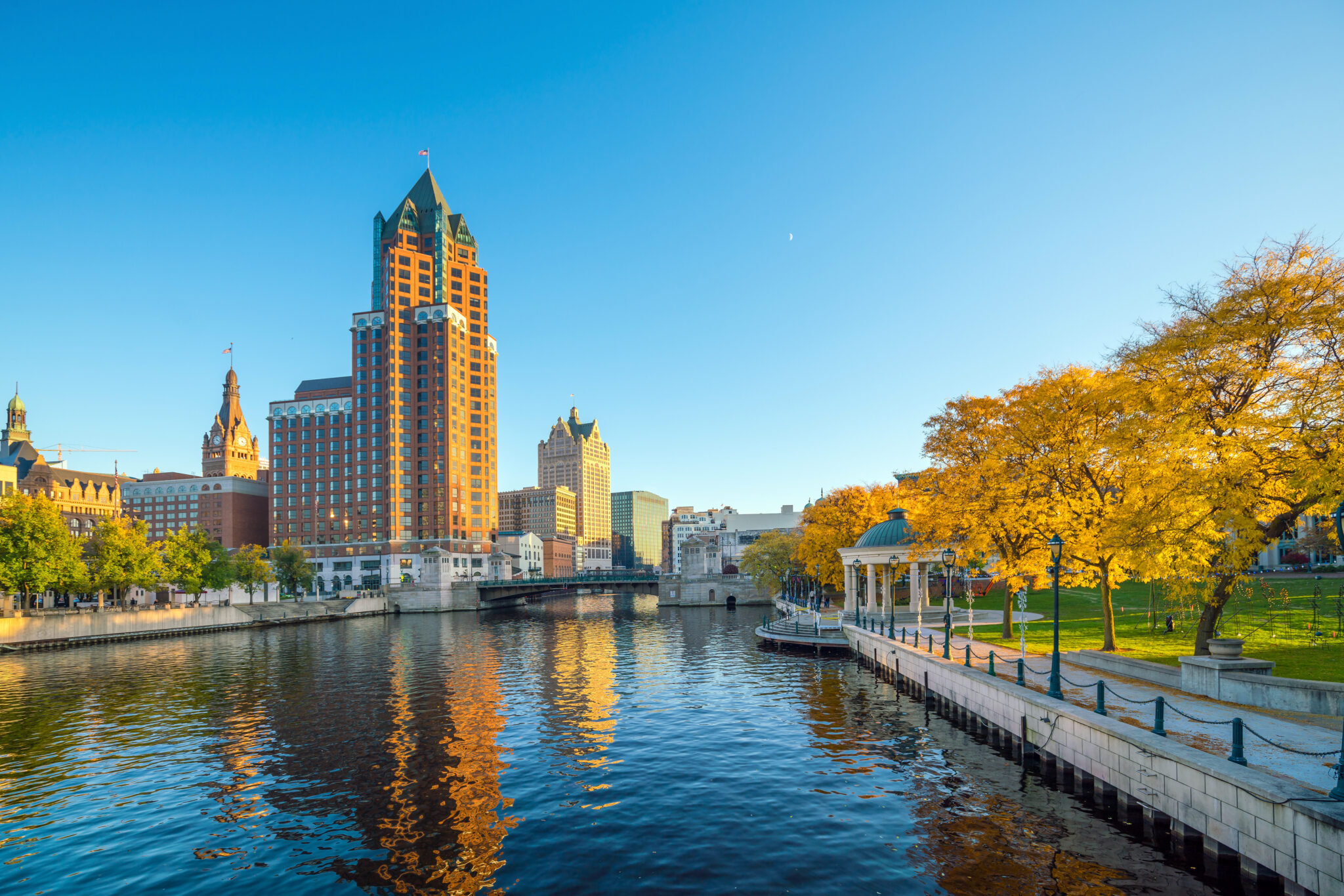 The best cities are river cities