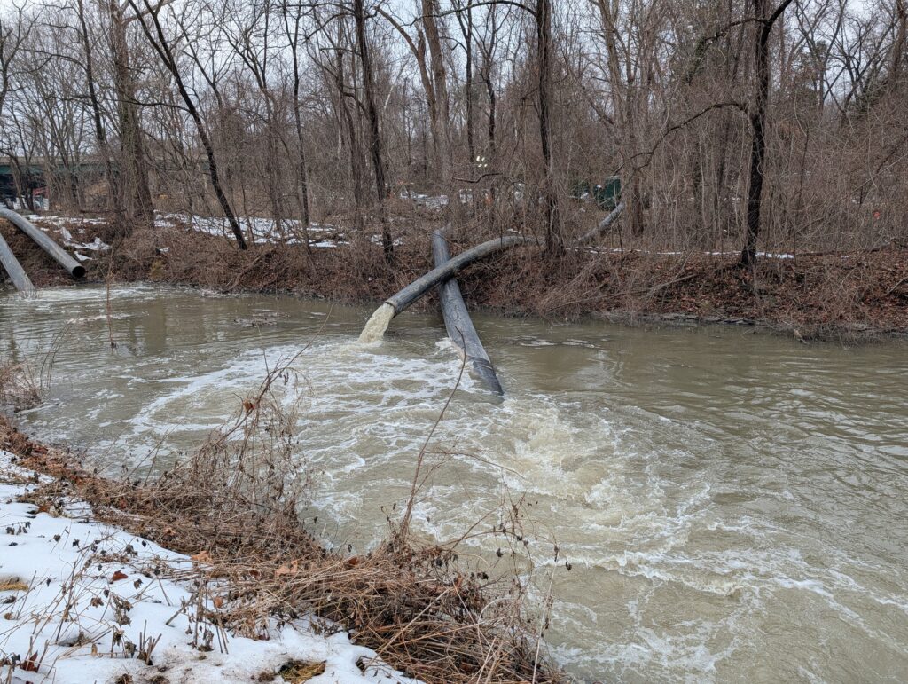 Pipes dumping sewage into the C&O Canal, Maryland | Gary Belan