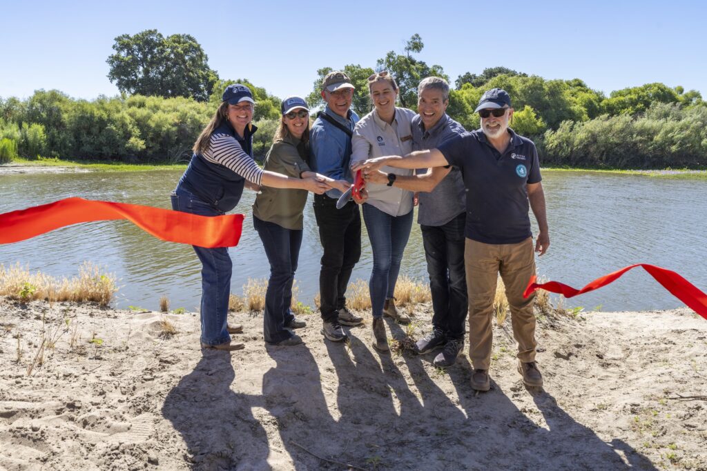 Left to right: Julie Rentner (River Partners), Sarah Puckett (American Rivers), California State Parks Director Armando Quintero, Dr. Ann Willis (American Rivers), California Secretary for Natural Resources Wade Crowfoot, and John Cain (River Partners) cut the ribbon during the Great Valley Grasslands Floodplain Restoration Celebration, San Joaquin River, California | © California State Parks, all rights reserved